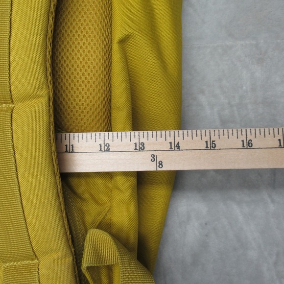 30 l backpack hiking Mystery Ranch Coulee 20L Review and 30L Review
